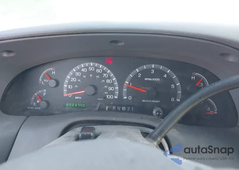 2002 Ford F-150 Lariat/Xl/Xlt z USA, uszkodzony, nr VIN 1FTRX18L82NB76954